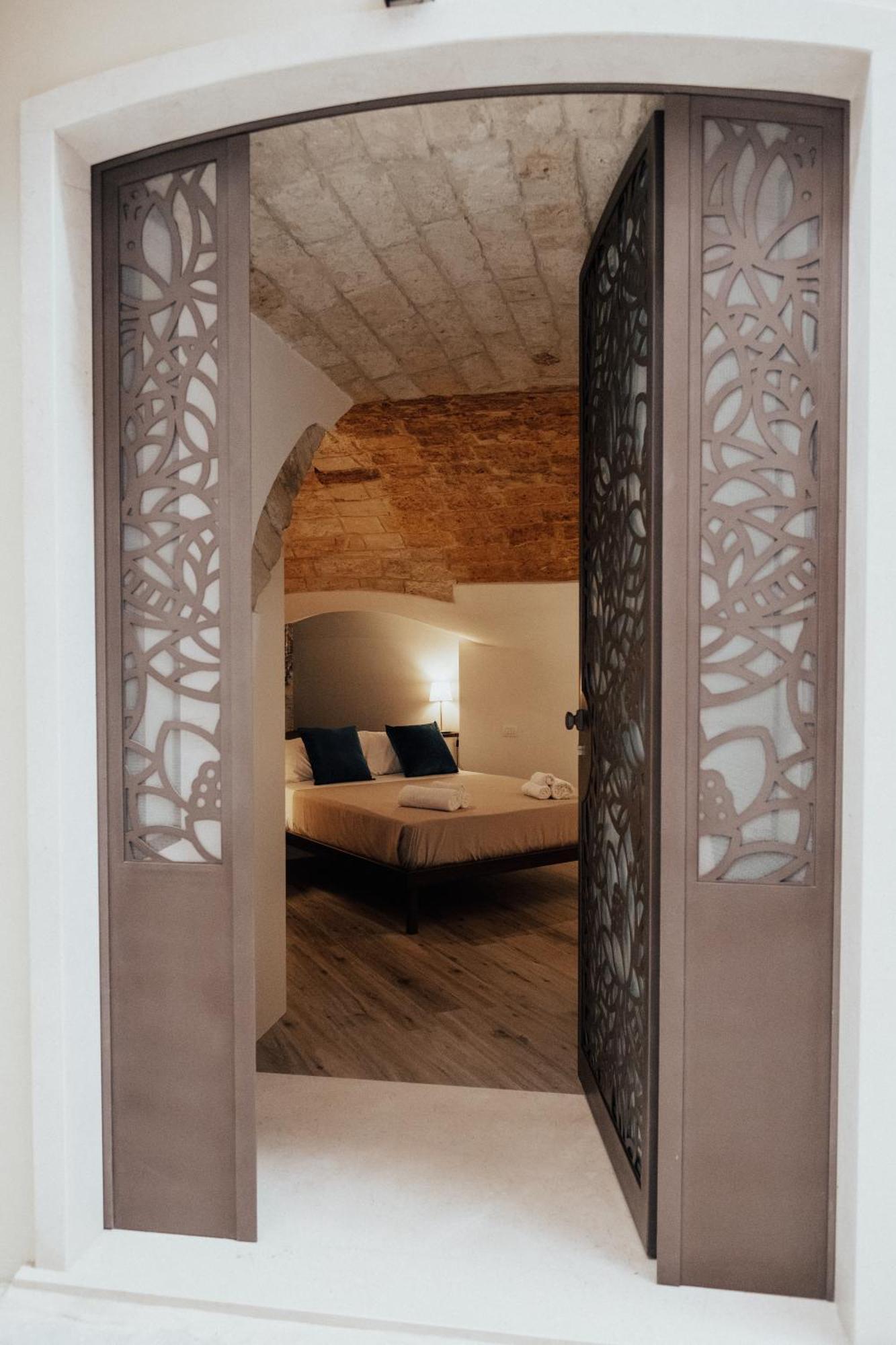 Timeless Apulian Luxury Suite Bari Ngoại thất bức ảnh